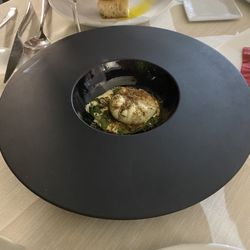 Lo Zero - Pouched egg, spinach, bee pollen. Delicious.