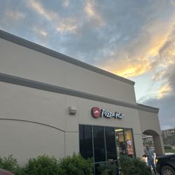 Pizza Hut - Getting the best pizza