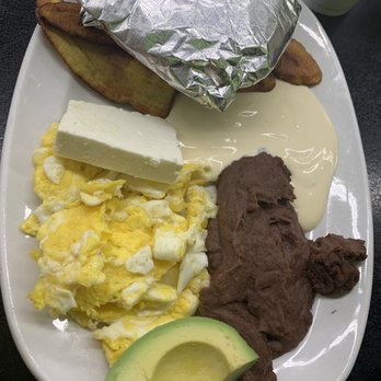 Cuchifrito Restaurant - Traditional Salvadorean Breakfast- Sweet Fried Plantains, Scrambled eggs, refried beans, fresh cheese, avocado and Tortillas - Spanish Near Me - Winston Salem, North Carolina Cuchifrito Restaurant - Traditional Salvadorean Breakfast- Sweet Fried Plantains, Scrambled eggs, refried beans, fresh cheese, avocado and Tortillas - Spanish Near Me - Winston Salem, North Carolina