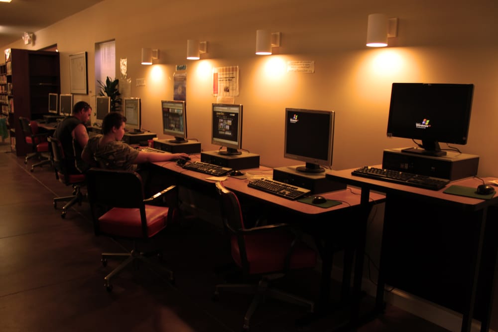 WHITESBURG PUBLIC LIBRARY 800 Main St, Whitesburg,