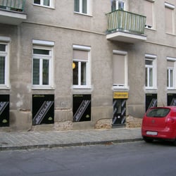 Bastille Pub