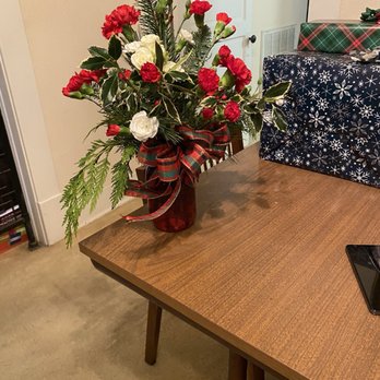 Bennett Floral - Holiday Splendor bouquet from Bennett Floral. $80....very disappointing. - Florists Near Me - Galveston, Texas Bennett Floral - Holiday Splendor bouquet from Bennett Floral. $80....very disappointing. - Florists Near Me - Galveston, Texas