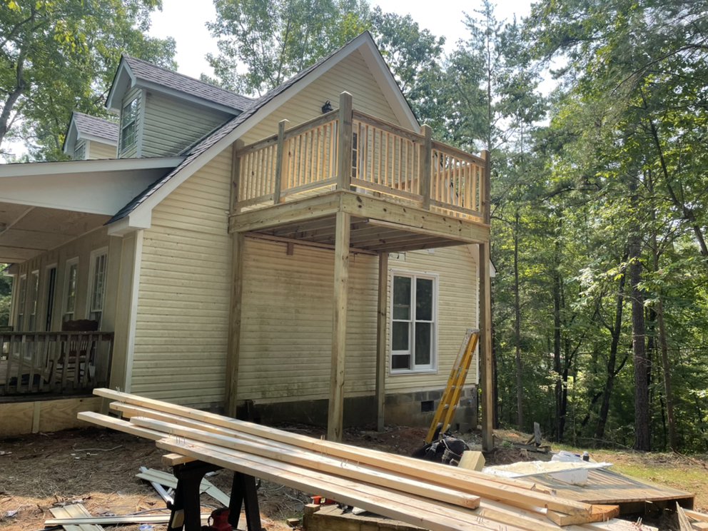 Slide of Cwilson Roofing