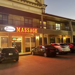 Sunny Massage