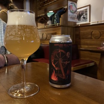 Grizzy's - Bars Near Me - Zermatt, VS