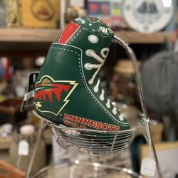 Centsibly Chic Vintage Thrift - Hockey ornament skate