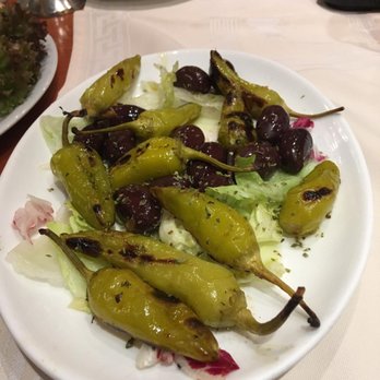 El Greco - Oliven und gegrillte Peperoni - Greek Near Me - Lehre, NI
