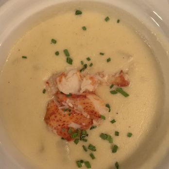Hurricane Restaurant - Maine Lobster Chowder - Seafood Near Me - Kennebunkport, Maine Hurricane Restaurant - Maine Lobster Chowder - Seafood Near Me - Kennebunkport, Maine