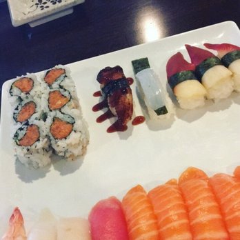 Royal Sushi - My top 3: salmon, surf clam, super white tuna nigiri - Japanese Near Me - Chicago, Illinois Royal Sushi - My top 3: salmon, surf clam, super white tuna nigiri - Japanese Near Me - Chicago, Illinois