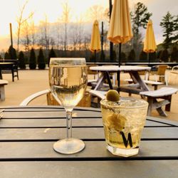 On Tap Sports Cafe - Outdoor patio