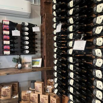 Modales Wines - Wine Tasting Room Near Me - Fennville, Michigan Modales Wines - Wine Tasting Room Near Me - Fennville, Michigan