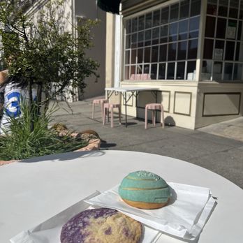 Bake Sum - The outside seating in front. About 3 or 4 tables. - Desserts Near Me - Oakland, California Bake Sum - The outside seating in front. About 3 or 4 tables. - Desserts Near Me - Oakland, California