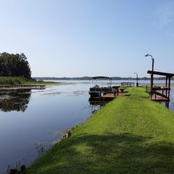 Emerald cove RV Resort & Boat Launch - Nice place to have morning coffee and spot some baby alligators.