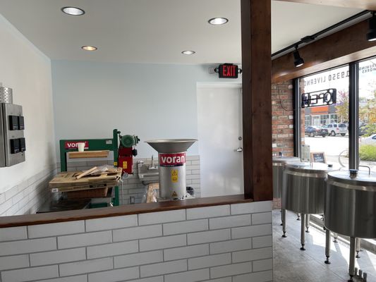 Motor City Brewing Works-Livernois Taproom by null
