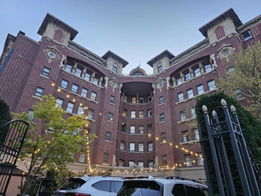 Hotel Sorrento by null