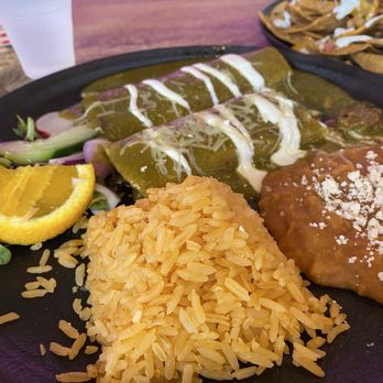MAYA'S Authentic Mexican Food - 2 Enchiladas Combo Plate - Salad Near Me - Davis, California MAYA'S Authentic Mexican Food - 2 Enchiladas Combo Plate - Salad Near Me - Davis, California