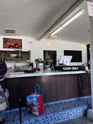 Lisa's Coffee Shop by null