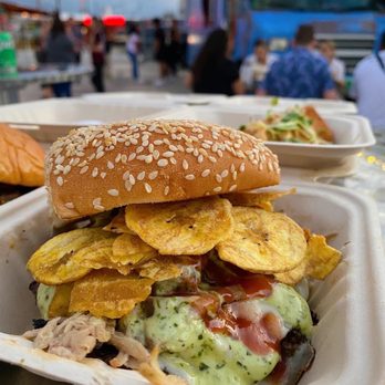 Papi’s Livin Comida Loca - Noche en Miami burger! - Food Trucks Near Me