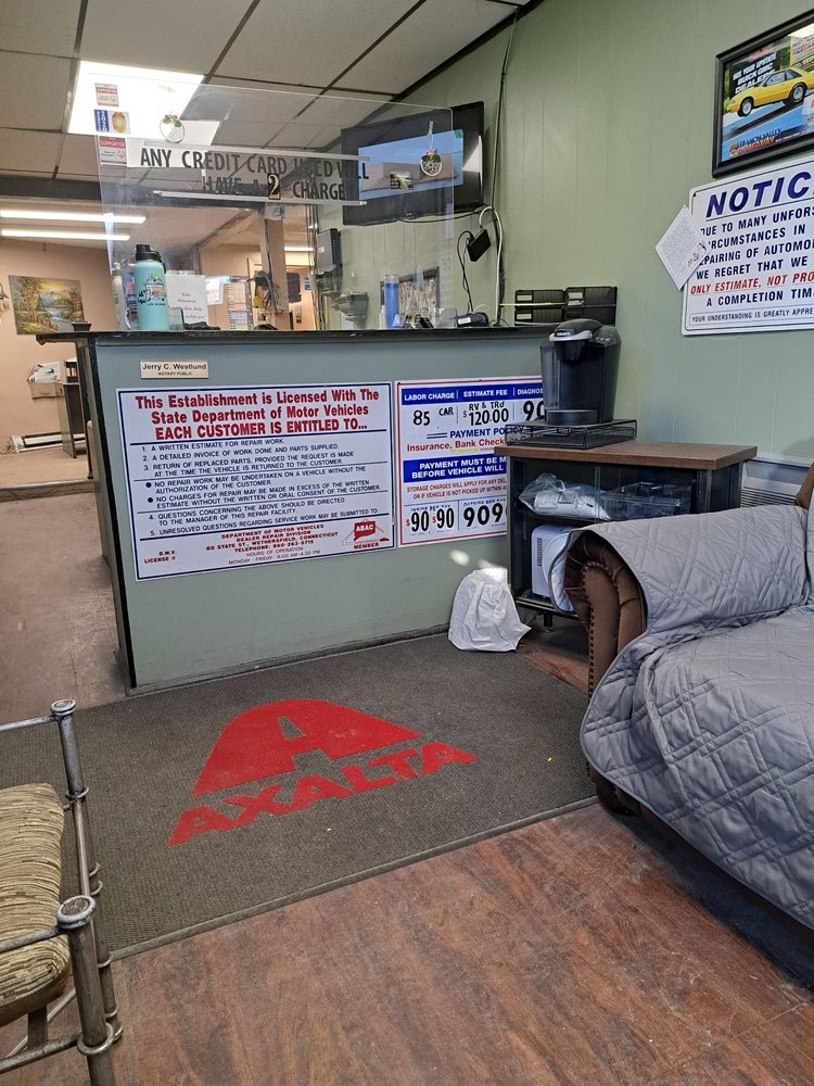 GILLETTE AUTO BODY CO Updated October 2024 10 Reviews 4