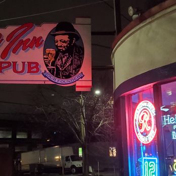 Pacific Inn Pub - Front entrance to Pacific Inn Pub - Dive Bars Near Me - Seattle, Washington