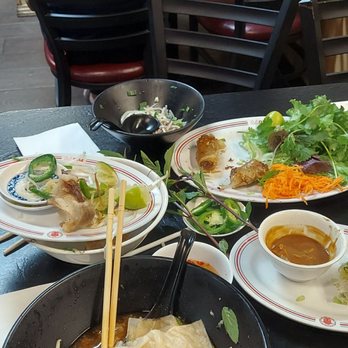 Pho 79 Restaurant - Killed it, definitivamente volvemos a estar lugar su pho y spring rolls están riquisimos. - Vietnamese Near Me - Westminster, California Pho 79 Restaurant - Killed it, definitivamente volvemos a estar lugar su pho y spring rolls están riquisimos. - Vietnamese Near Me - Westminster, California