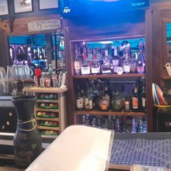 Bogies Billiards - Bar