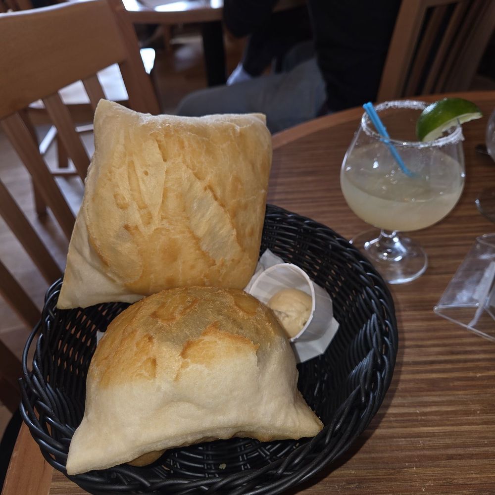 Tomasita's - Sopapillas - New Mexican Cuisine Near Me - Santa Fe, New Mexico Tomasita's - Sopapillas - New Mexican Cuisine Near Me - Santa Fe, New Mexico