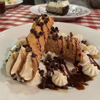 Frugatti's - Cannoli - Italian Near Me - Bakersfield, California