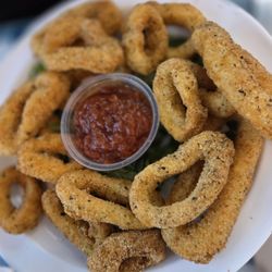 The Fat Greek - Calamari YUMMY!)