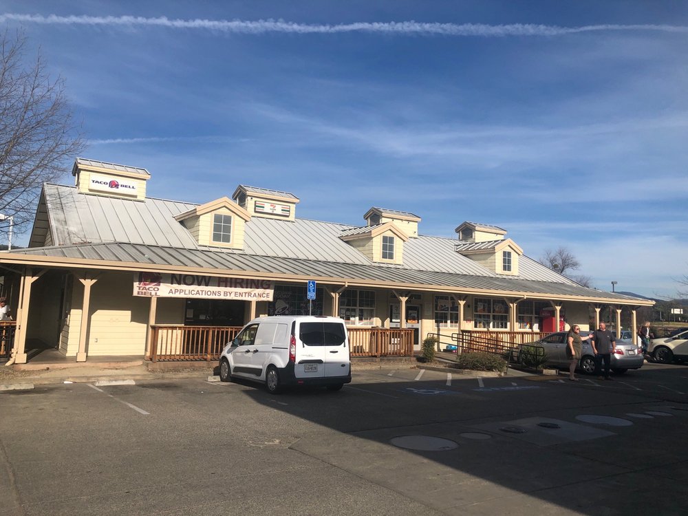 7ELEVEN 1194 S Cloverdale, Cloverdale, California Convenience