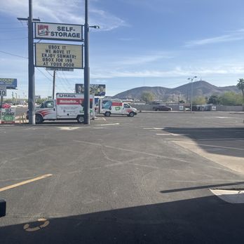 U-Haul  - Bad business... - Self Storage Near Me - Phoenix, Arizona