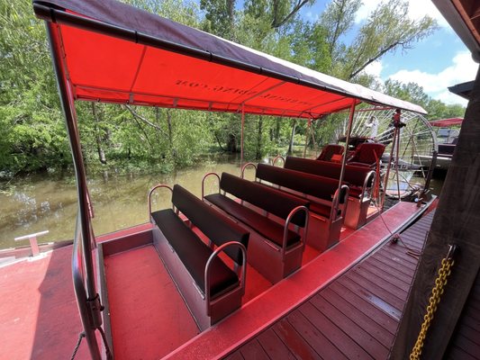 Turtle’s Bar & Grill by null