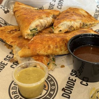 El Gordo’s Taqueria - Beef birria quesadilla. - Food Trucks Near Me - Forest, Virginia El Gordo’s Taqueria - Beef birria quesadilla. - Food Trucks Near Me - Forest, Virginia