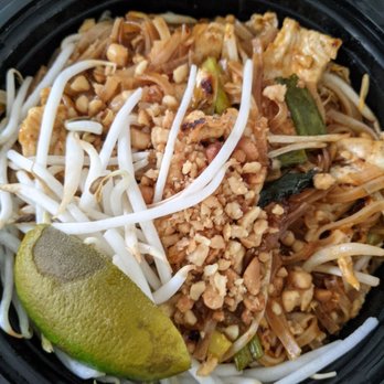 Manee Thai Cuisine IN - Pad thai - Thai Near Me - Indianapolis, Indiana Manee Thai Cuisine IN - Pad thai - Thai Near Me - Indianapolis, Indiana