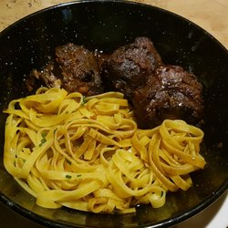 Wirth von Amerang - Ochsenschwanz mit Tagliatelle