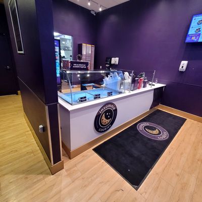 Insomnia Cookies by null