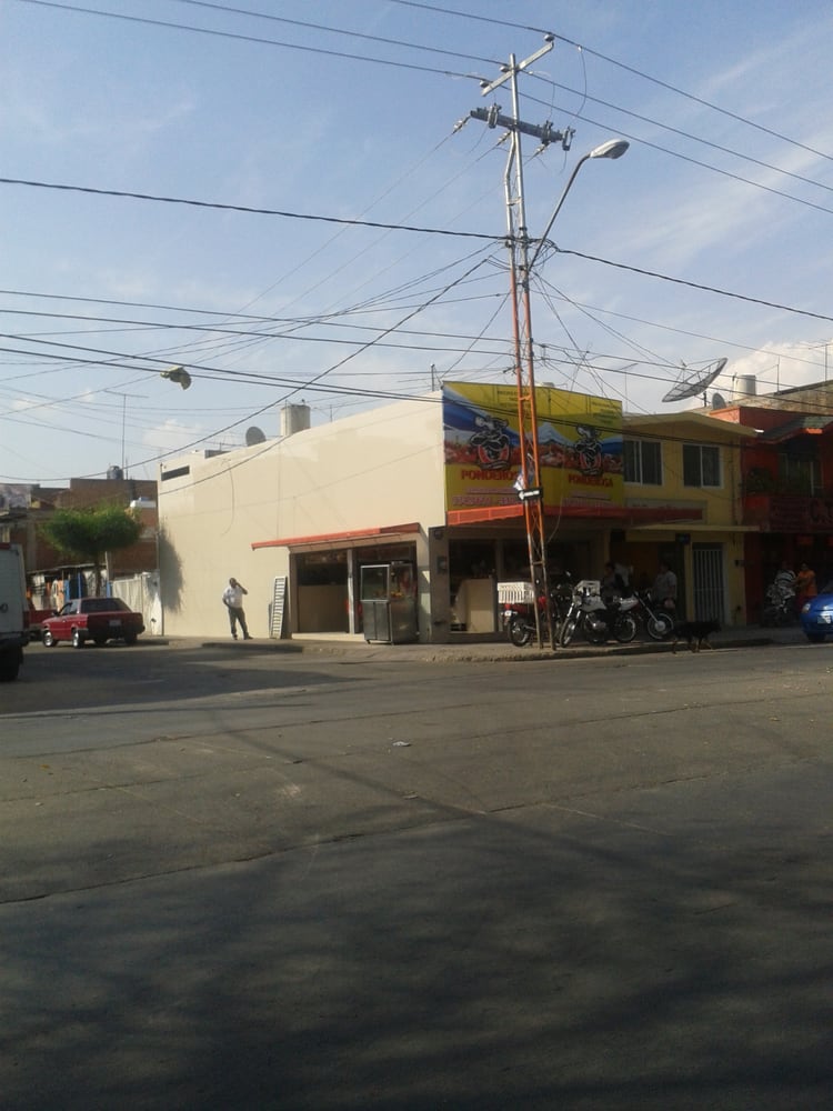 CARNICERIA PONDEROSA Calle Hermenegildo Bustos 1762, León, Guanajuato
