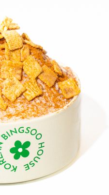 Noon Korean Bingsoo House by null