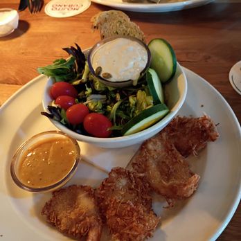 Bahama Breeze - Coconut shrimp and side salad - Latin American Near Me - Charleston, South Carolina Bahama Breeze - Coconut shrimp and side salad - Latin American Near Me - Charleston, South Carolina