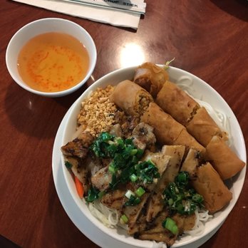 Pho Saigon - Rice vermicelli with spring rolls and grilled chicken - Vietnamese Near Me - Honolulu, Hawaii Pho Saigon - Rice vermicelli with spring rolls and grilled chicken - Vietnamese Near Me - Honolulu, Hawaii