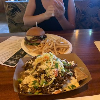 Coronado Brewing - Nachos & Burger - Brewpubs Near Me - Coronado, California Coronado Brewing - Nachos & Burger - Brewpubs Near Me - Coronado, California