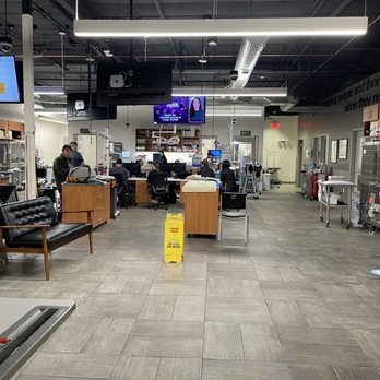 Veterinary Emergency Group - Like a movie set, but it's not - Emergency Pet Hospital Near Me - San Ramon, California