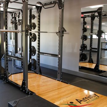 Amity Physical Therapy - Squat Rack/Amity Fitness - Physical Therapy Near Me - Hamden, Connecticut