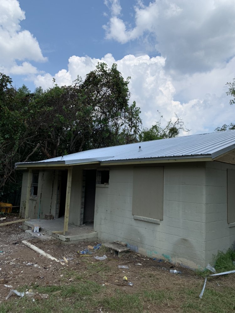 Slide of Quality Roofing