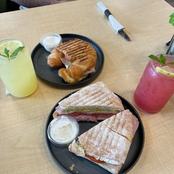 Art Lunch - Classic Croissant Sandwich, Ciabatta Salami Sandwich - Breakfast & Brunch Near Me - Pasadena, California