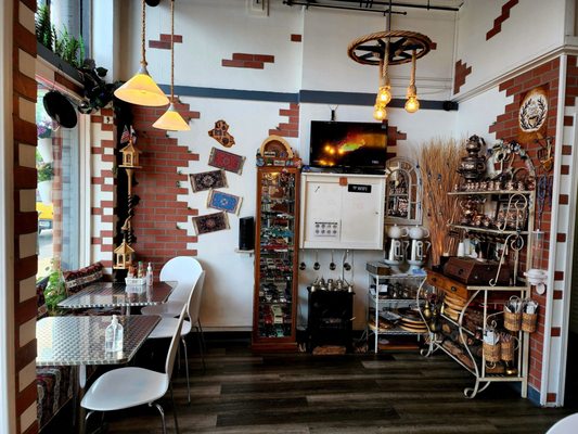Family Café by null