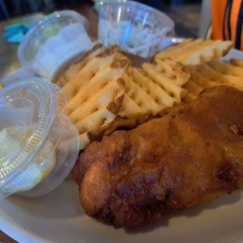 Delwood - Fish fry - Gastropubs Near Me - Cincinnati, Ohio