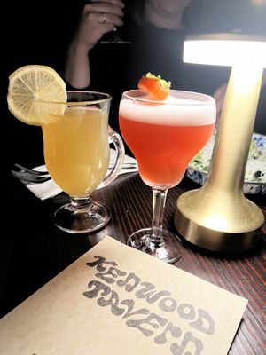 Kenwood Tavern by null