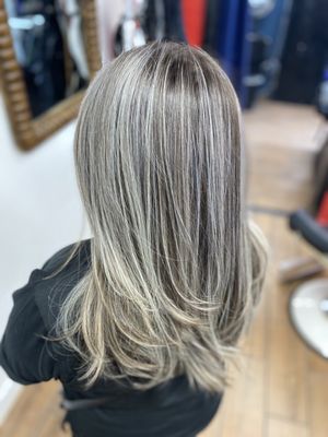 Veronica’s Hair Salon