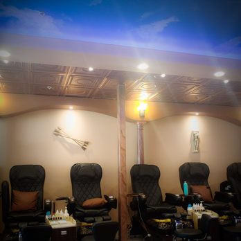 Moschino Nails - Nail Salons Near Me - Roseville, California Moschino Nails - Nail Salons Near Me - Roseville, California